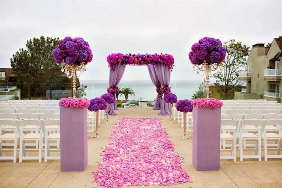 wedding-ideas-vibrant-orchid-pantone-2014-color-of-the-year-5